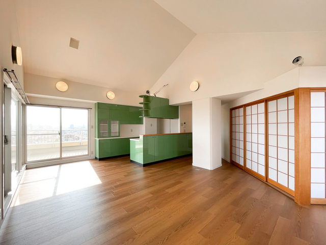 甲南コーポラスの居間・リビング