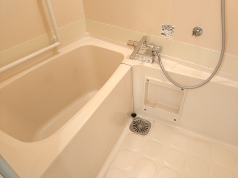 ガーデンハイツ高座台の浴室