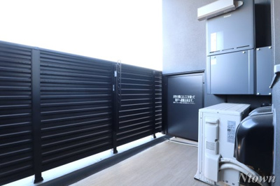 【バルコニー】 | オーパスレジデンス名古屋ステーション | 暖かな日差しのふりそそぐバルコニー