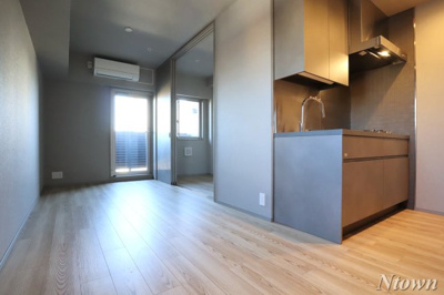 【居間・リビング】 | オーパスレジデンス名古屋ステーション | 使いやすいリビングです