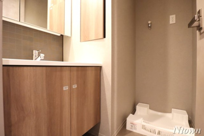 【洗面所】 | オーパスレジデンス名古屋ステーション | 広い洗面スペース