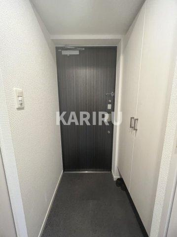 レオンコンフォート京橋の玄関