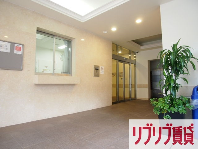 ウィルテラス千葉中央のエントランス