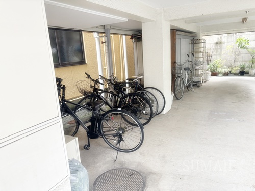 オコスビルのその他共用部分|自転車置場です