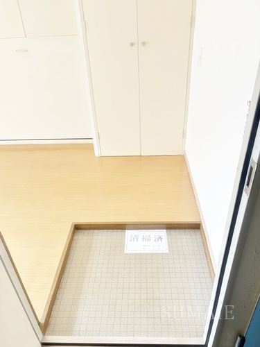 オコスビルの玄関|玄関です