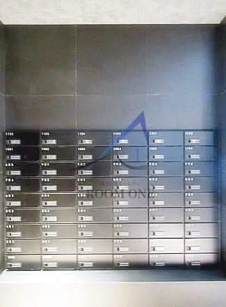 フュージョナル千住緑町のその他共用部分|集合ポストです。