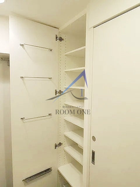 プライマル上野EASTの玄関|玄関です。