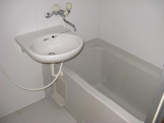 サニーハイツの浴室