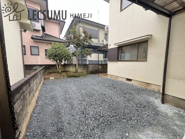 たつの市揖保川町新在家/中古戸建の駐車場