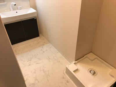 【洗面所】 | ヴィヴァレスⅣ | 洗面