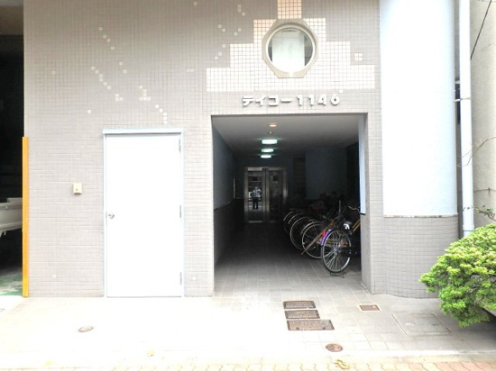 テイコー1146のエントランス