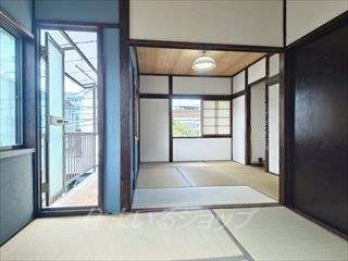 口田５丁目貸家の寝室