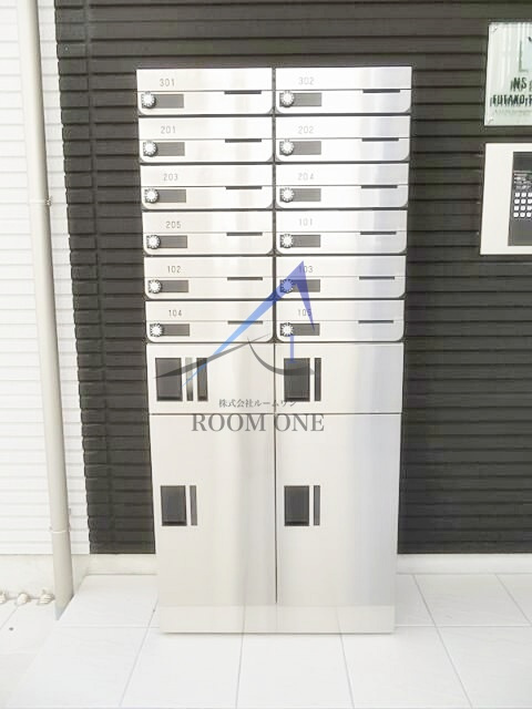 ＮＳＧＡＴＥ二子玉川のその他共用部分|集合ポストと宅配ボックスです。