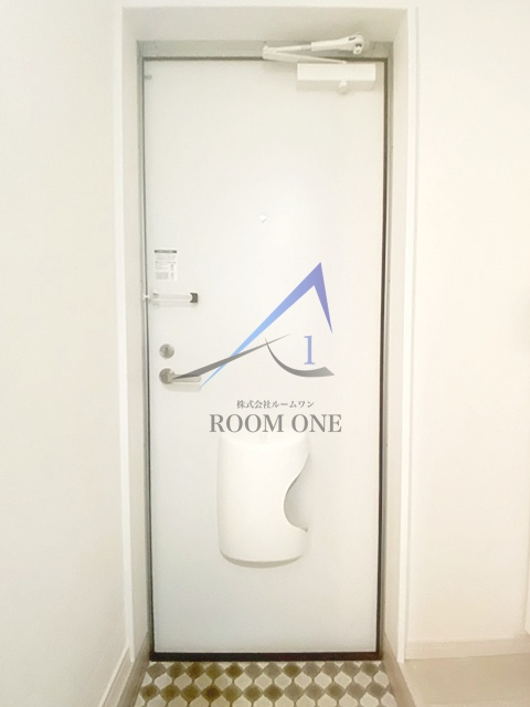 ハーミットクラブハウスヴァンキャトル鶴見の玄関|玄関です。