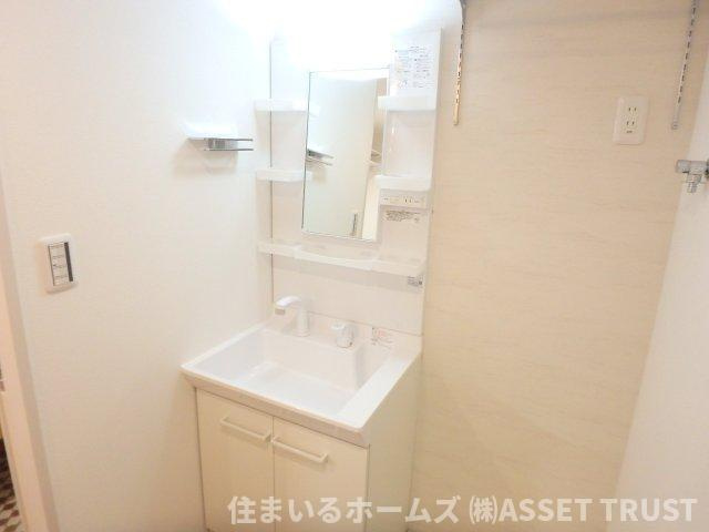 AQUATERRACEの独立洗面台