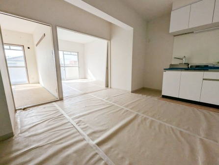 さいたま市桜区町谷４丁目の賃貸マンションの居間・リビング|ゆったり過ごせるリビングです