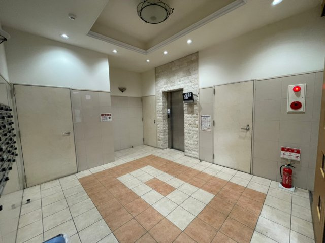 アルバ大須　名古屋市賃貸　仲介手数料無料のロビー