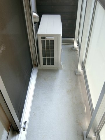 リブリ・AKのバルコニー