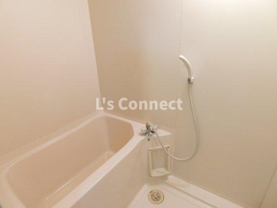 【浴室】 | ベルパーク南吉成D | 給湯式のお風呂です。