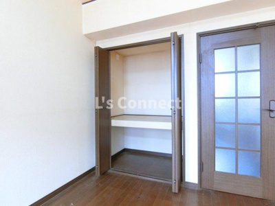 【収納】 | ベルパーク南吉成Ｂ | 段付き収納でお荷物もすっきりしまえます。