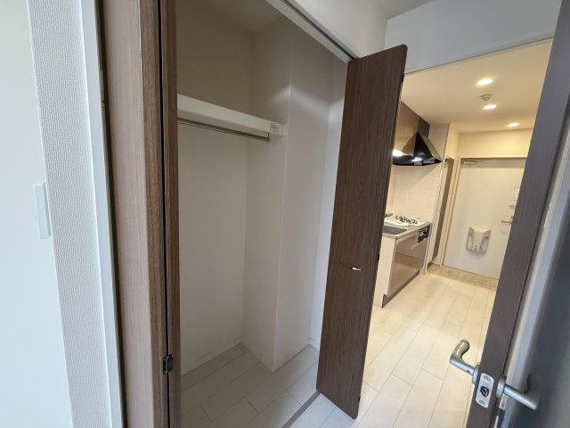 豊中市末広町１丁目の賃貸マンションの収納