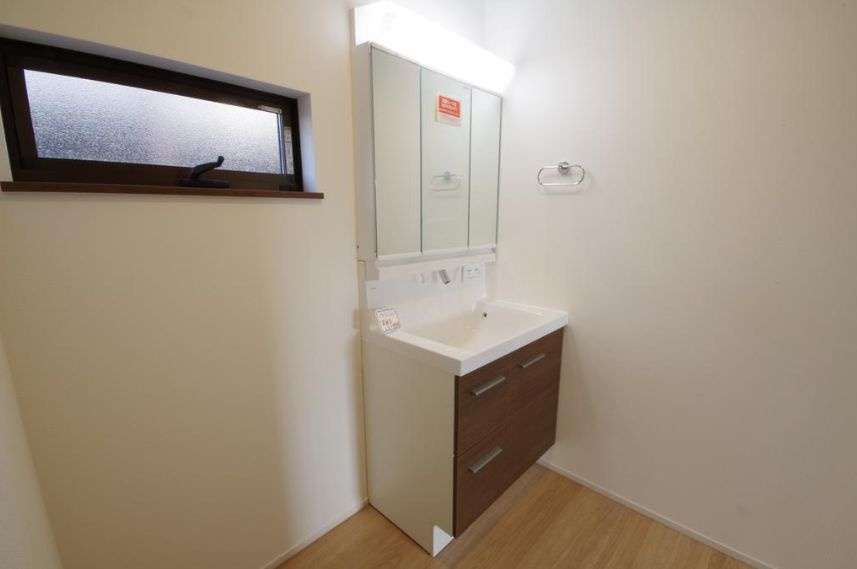 所沢市所沢新町　新築戸建　全１棟の独立洗面台