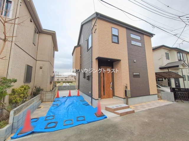 所沢市所沢新町　新築戸建　全１棟の前面道路含む現地写真