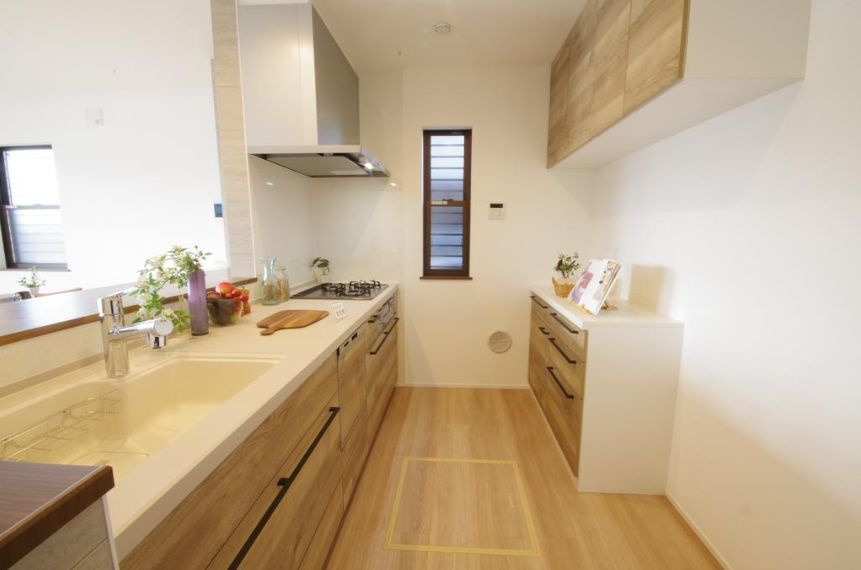 所沢市所沢新町　新築戸建　全１棟のキッチン