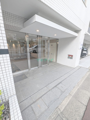 【エントランス】 | カスタリアお茶の水