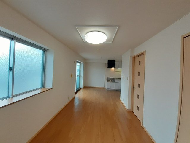 フローラの居間・リビング