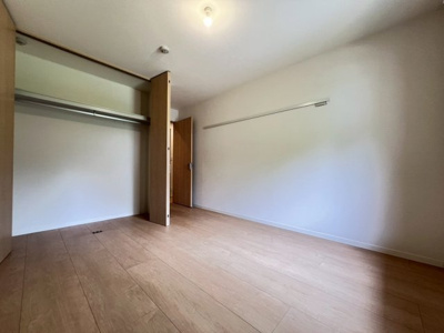 【寝室】 | エスポワールアイ北春日丘