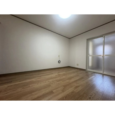 【居間・リビング】 | 高槻市淀の原町貸家