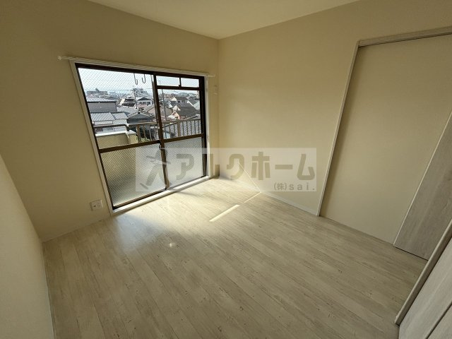 アークハイツの洋室