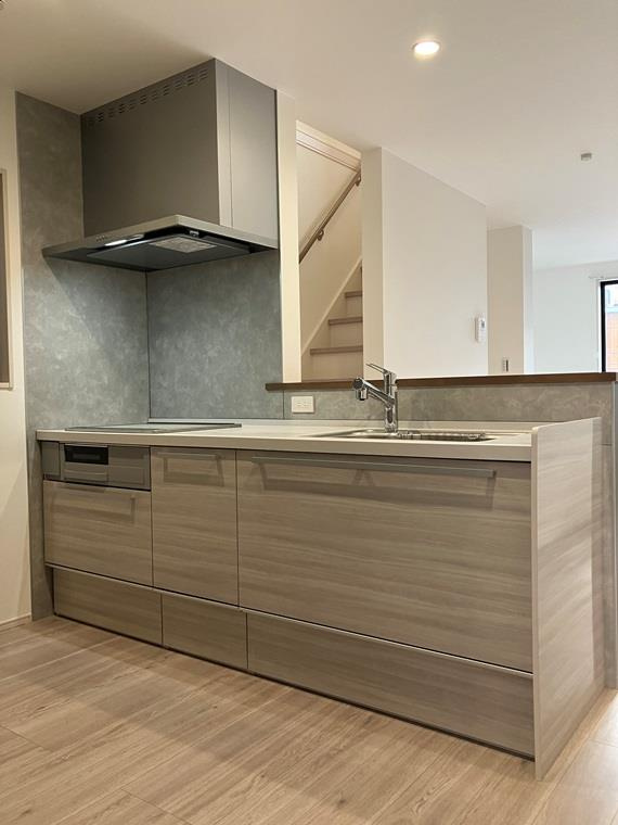 大沢戸建のキッチン