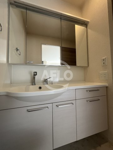 ヴァンベールuの独立洗面台|ヴァンベール u　洗面台