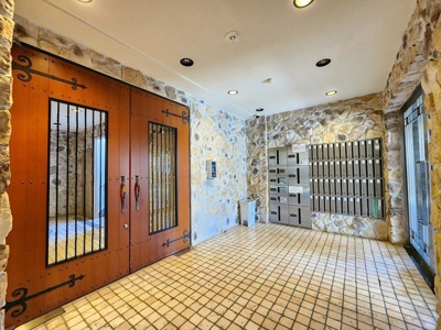 【エントランス】 | フォートレスニイヤ