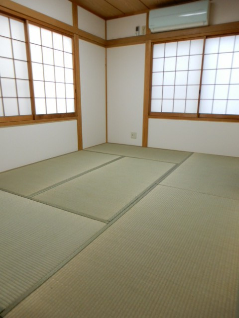 若林一丁目戸建の内装