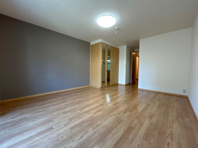 【内装】 | プリオール | 洋室