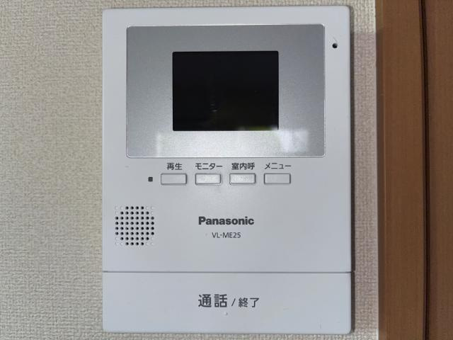 ウイステリアGの内装|カメラ付インターホン