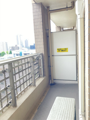 勝山ビルのバルコニー