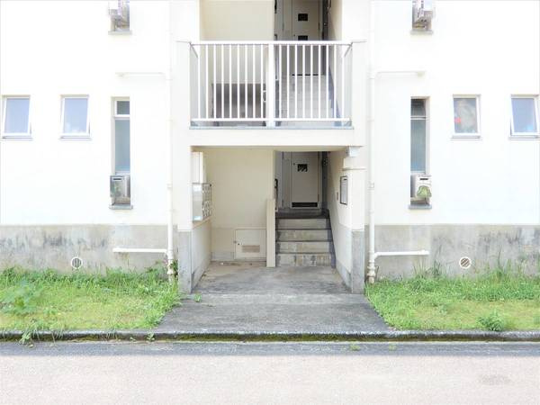 【エントランス】 | ビレッジハウス大牟田1号棟