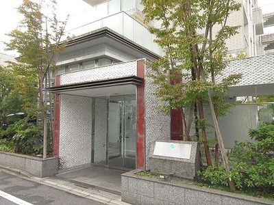 【エントランス】 | ロイヤルシーズン新宿柏木 | エントランス