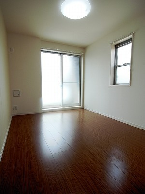 【寝室】 | リブリ・JUN