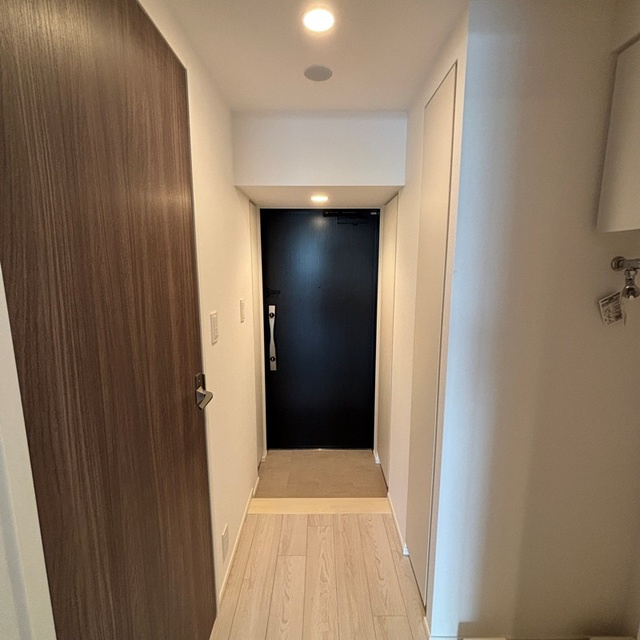 パークアクシス品川天王洲アイルの玄関|※写真は同タイプ住戸です。