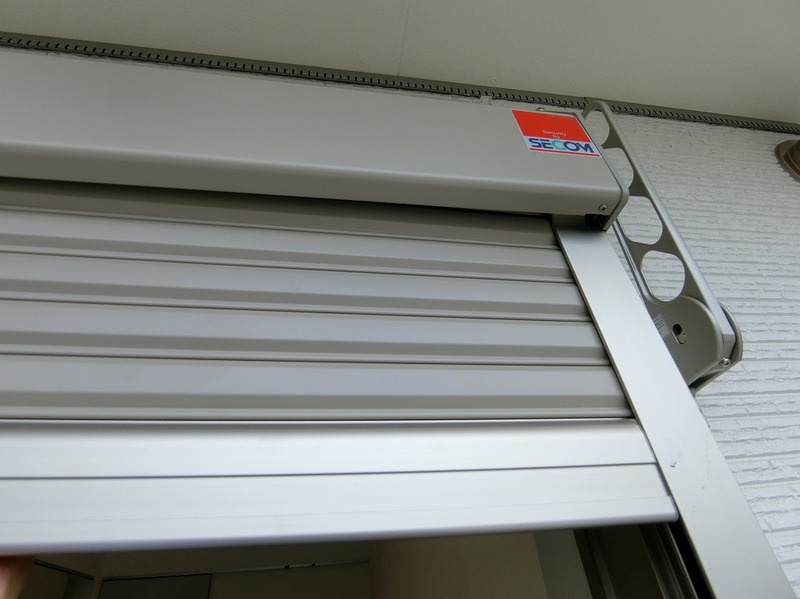 リブリ・三鷹の設備|防犯シャッター