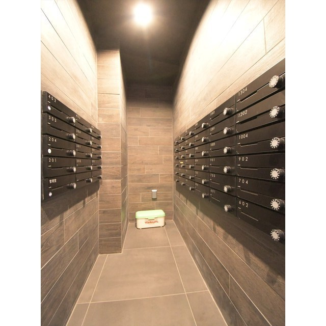 ＳＱＵＡＲＥ　ＣＩＴＹ　ＫＡＮＡＭＡＣＨＩ