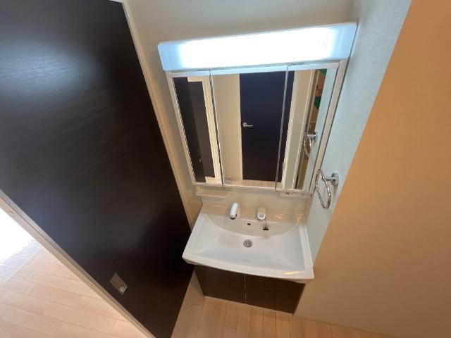 ボッテガノワールの洗面所|洗面