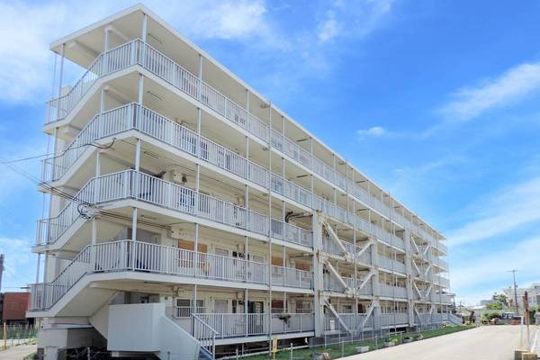 ビレッジハウス旭3号棟の外観