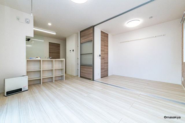 グランスクエア　Ⅱ番館の居間・リビング