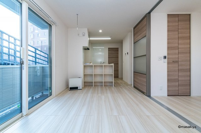 グランスクエア　Ⅱ番館の居間・リビング